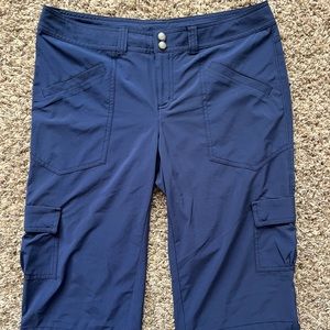 Athleta Pants Capri Cargo Low Rise Dipper Blue Size 10 100303